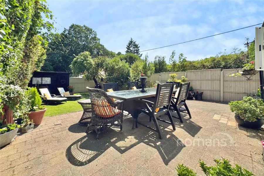 College Road, College Town, GU47, photo 12