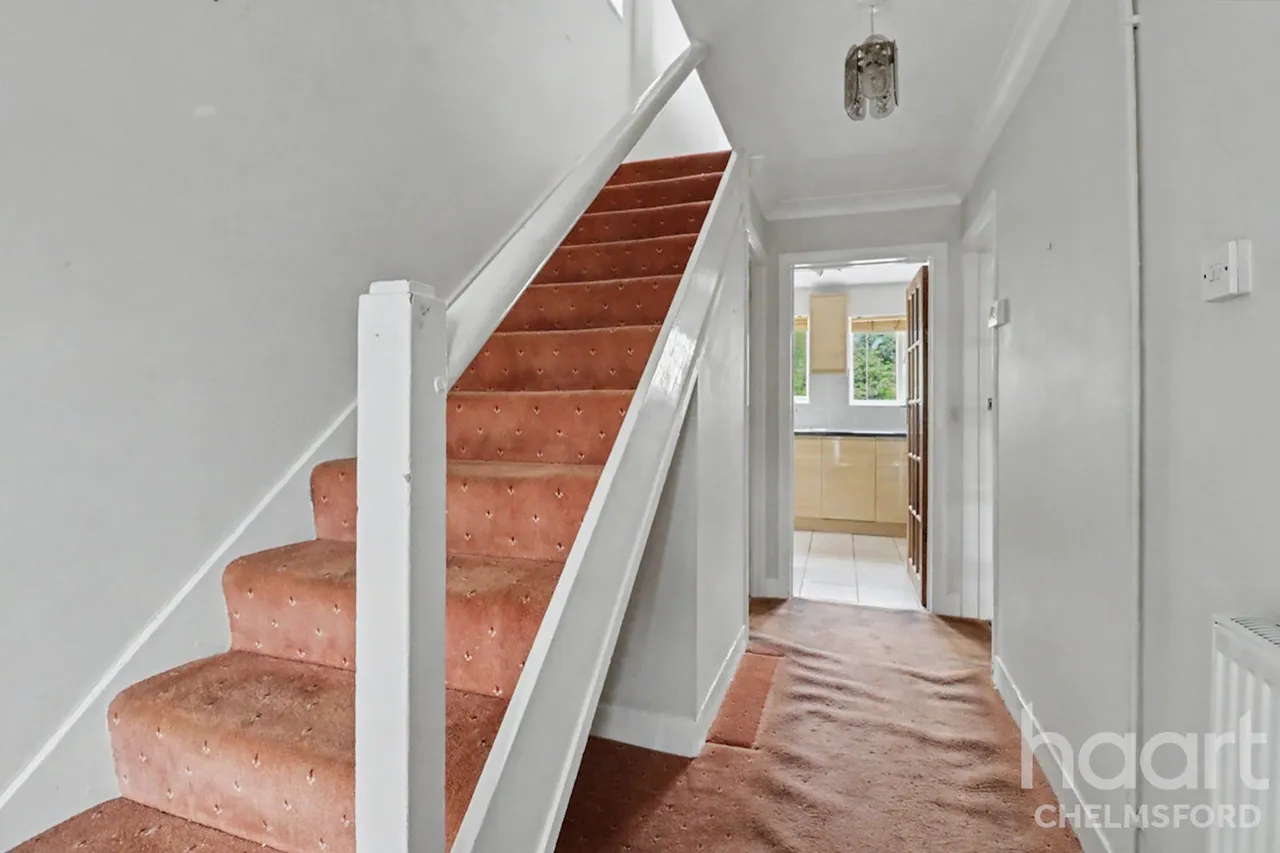 Pines Road, Chelmsford, CM1, photo 2