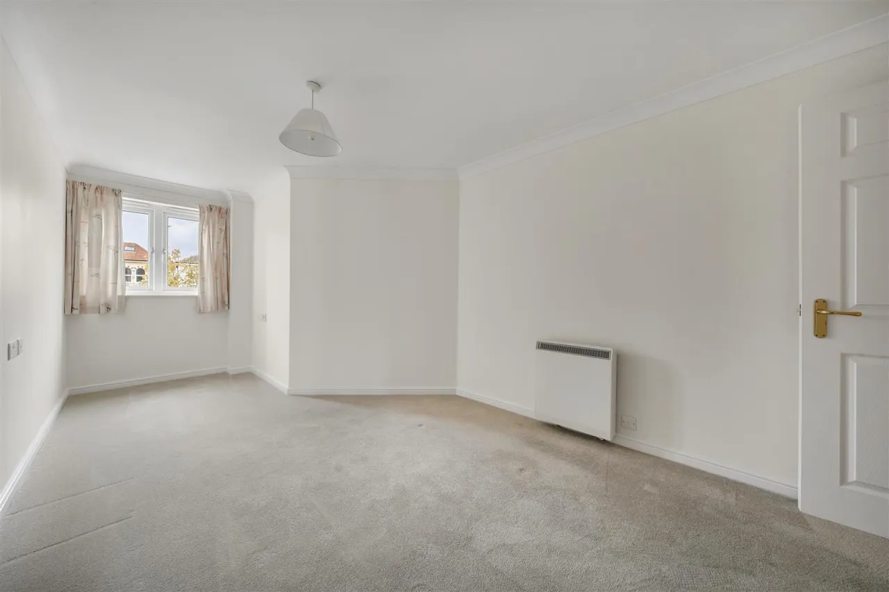 Dorchester Road, Weymouth, DT4, photo 11