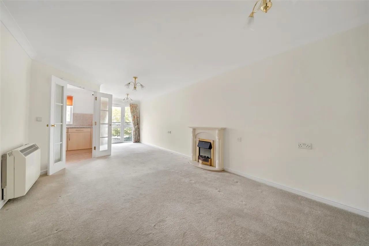 Dorchester Road, Weymouth, DT4, photo 10