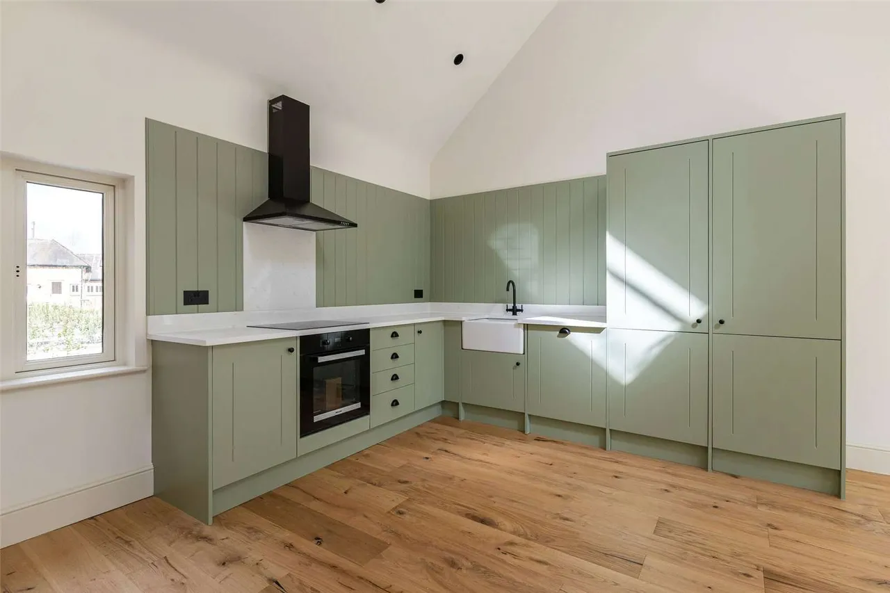 The Courtyard, Wisley, Woking, Surrey, GU23 6QL, photo 3