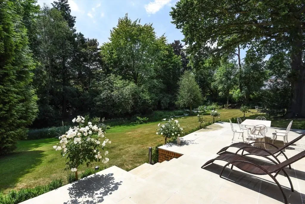 Carisbrooke, Bakers Wood, UB9, photo 8