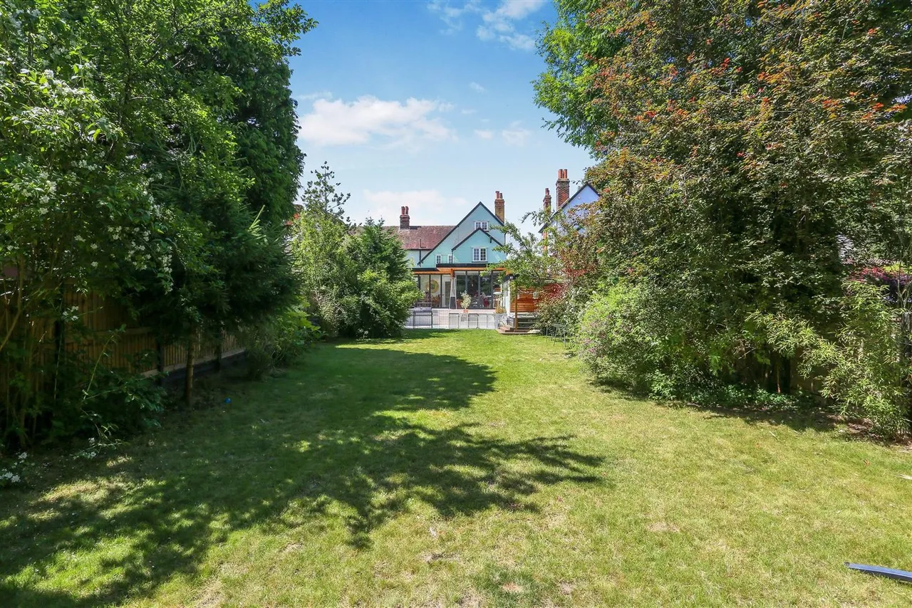 Banstead Road, Ewell, KT17 3HD, photo 2