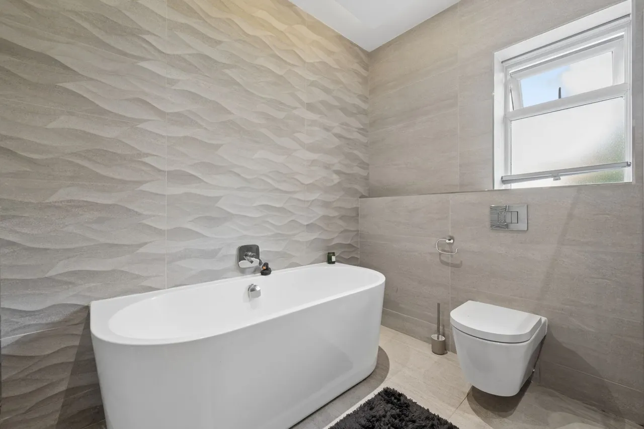 Knutsford Road, Alderley Edge, photo 15
