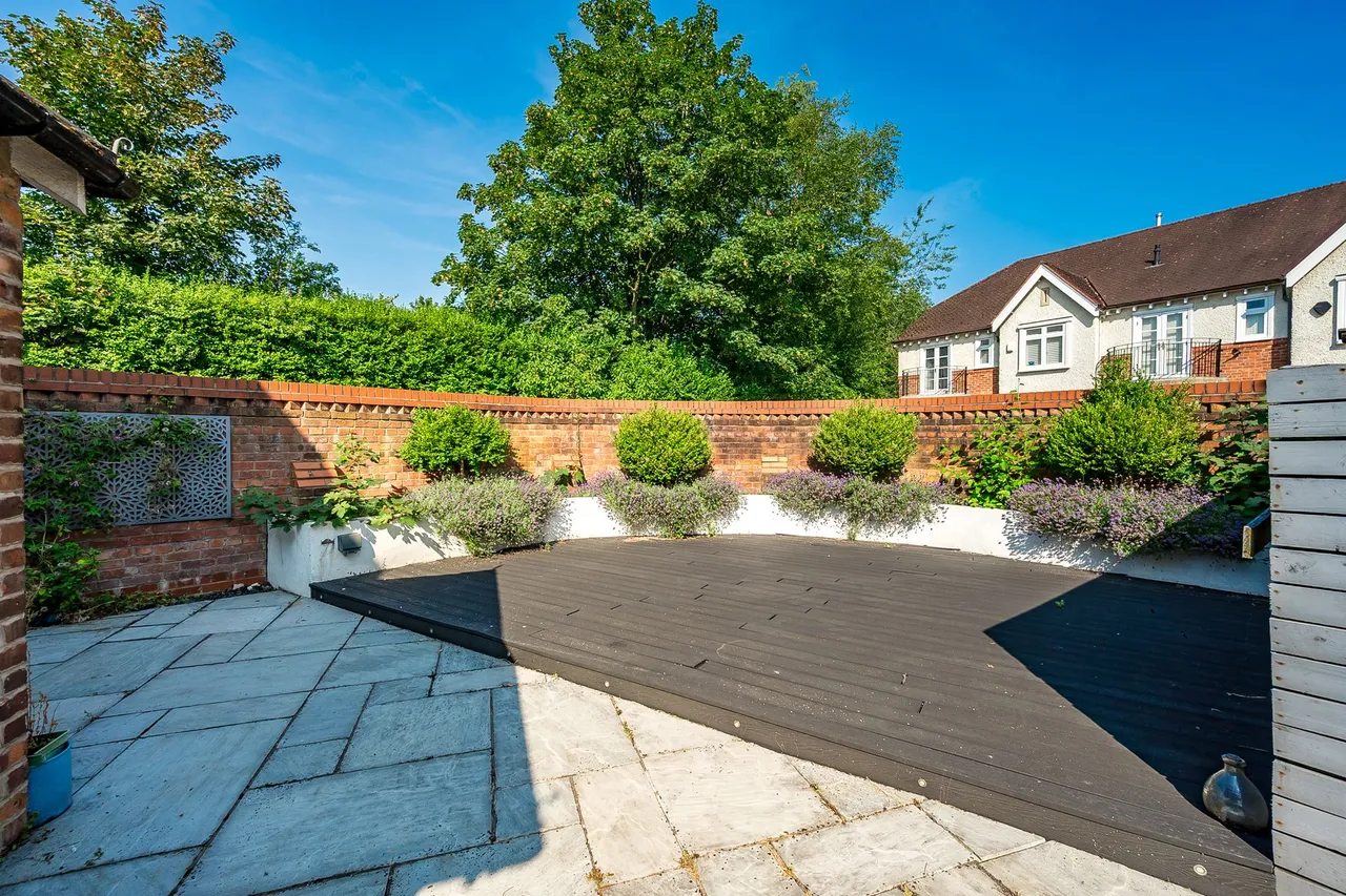 Knutsford Road, Alderley Edge, photo 17