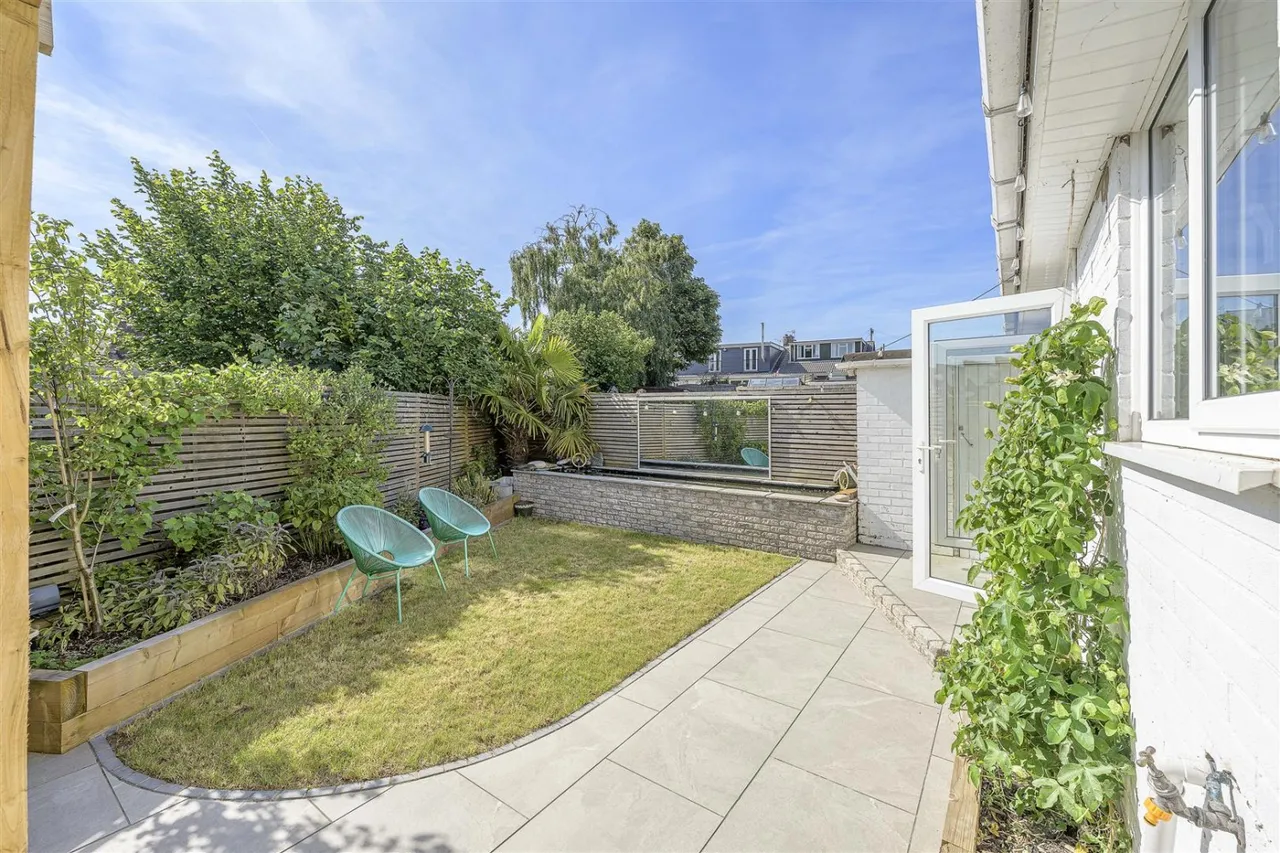 Cedar Close, Stourbridge, DY8, photo 10