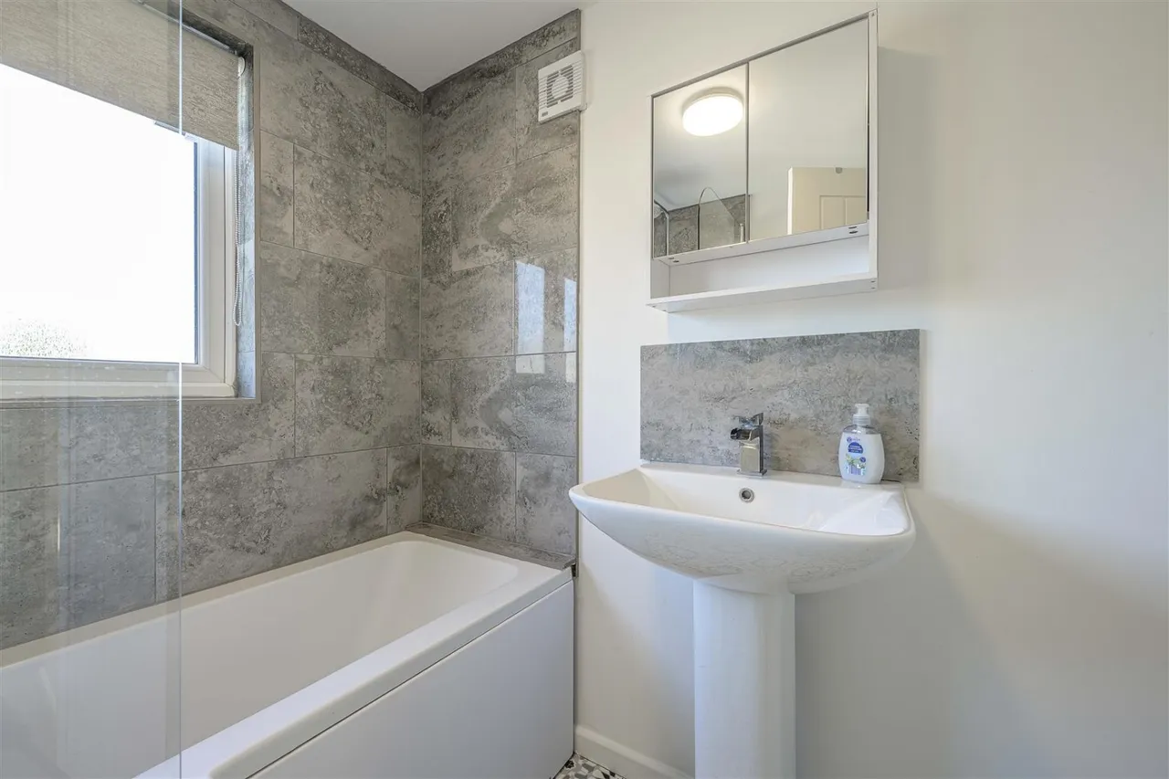 Cedar Close, Stourbridge, DY8, photo 9