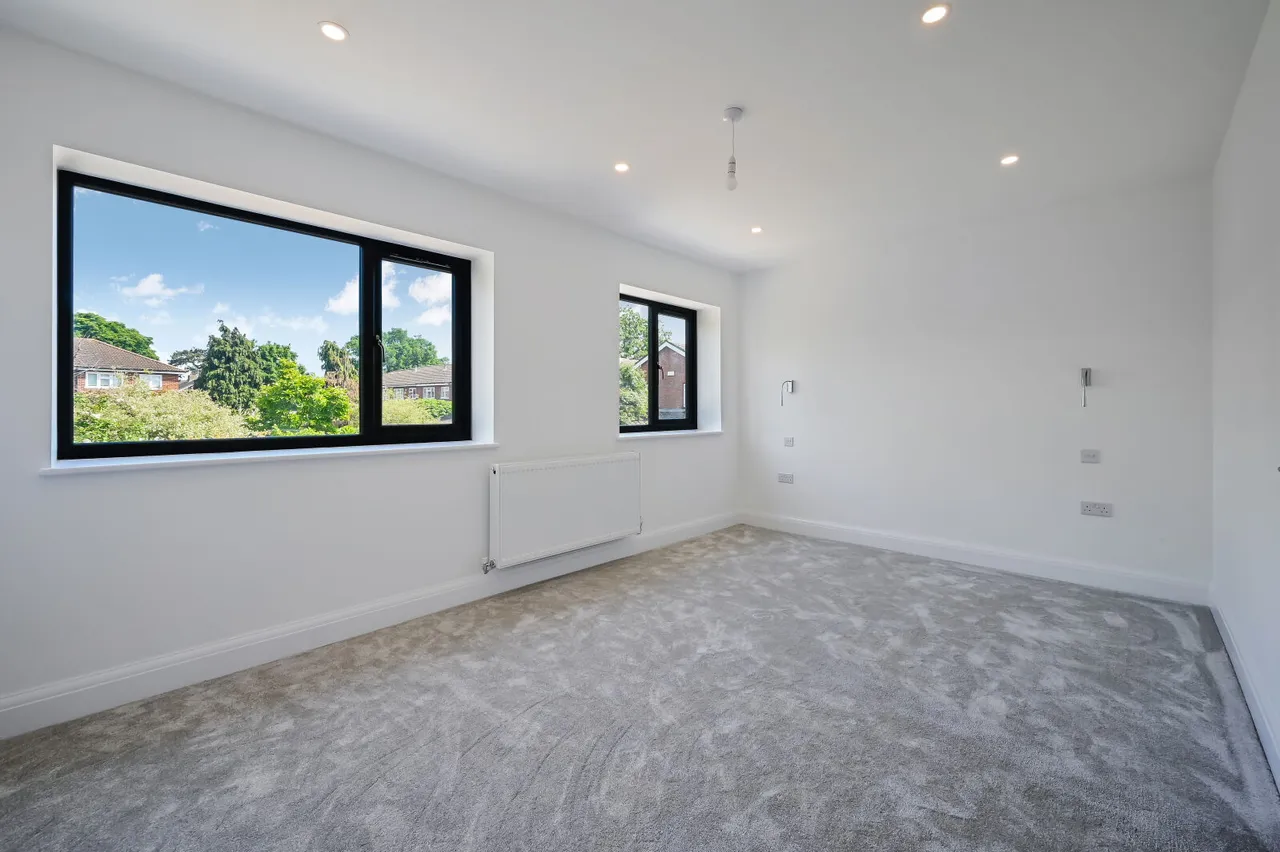 Grand Drive, Raynes Park, SW20, photo 11