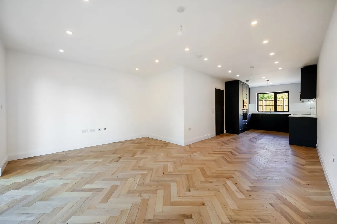 Grand Drive, Raynes Park, SW20, photo 4