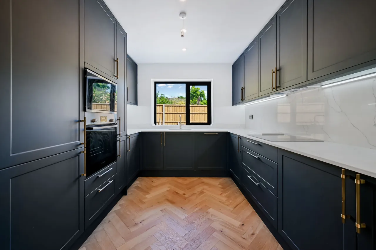 Grand Drive, Raynes Park, SW20, photo 14