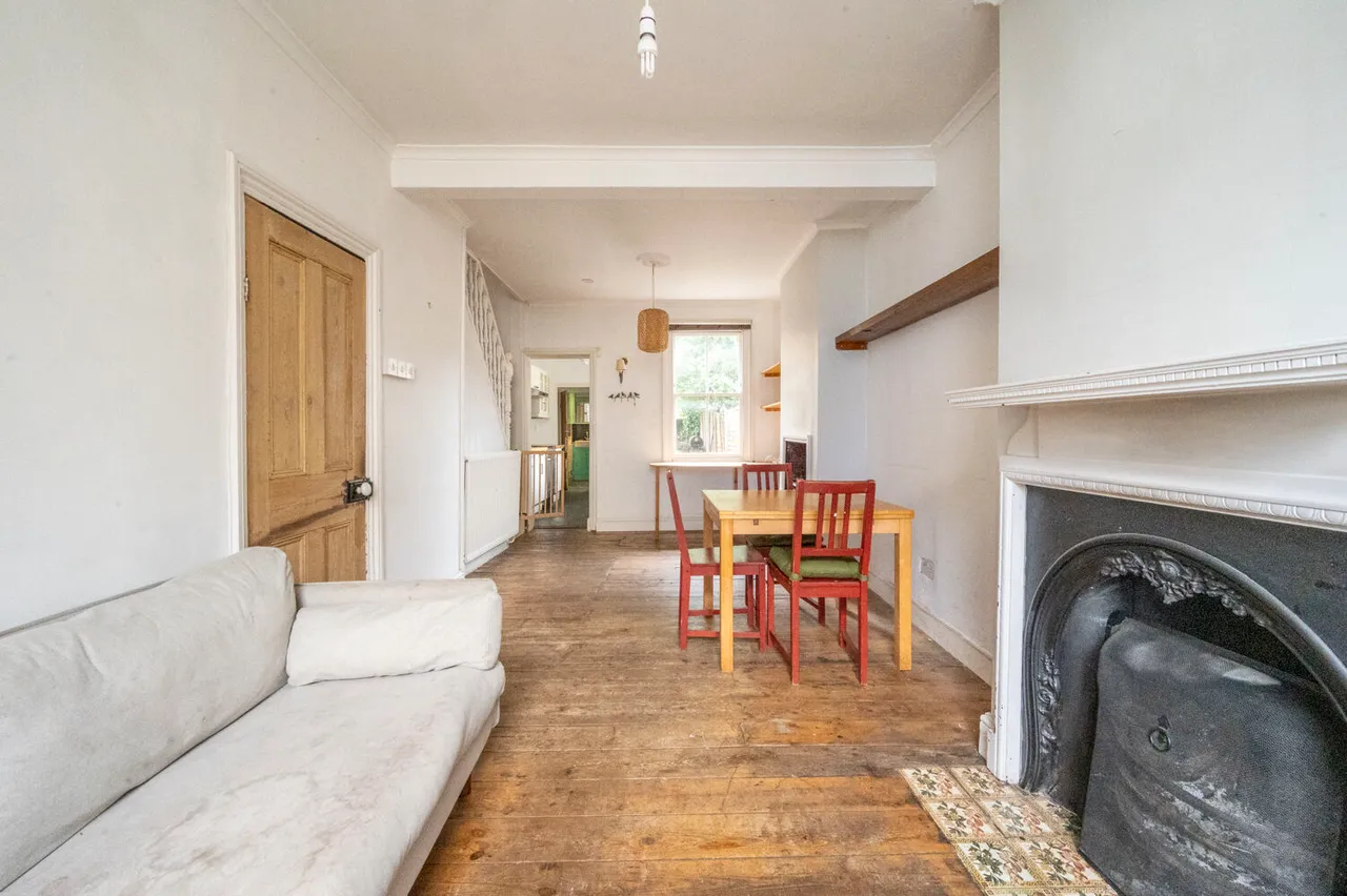 2 bed house for sale — 36 Tower Hamlets Road, London