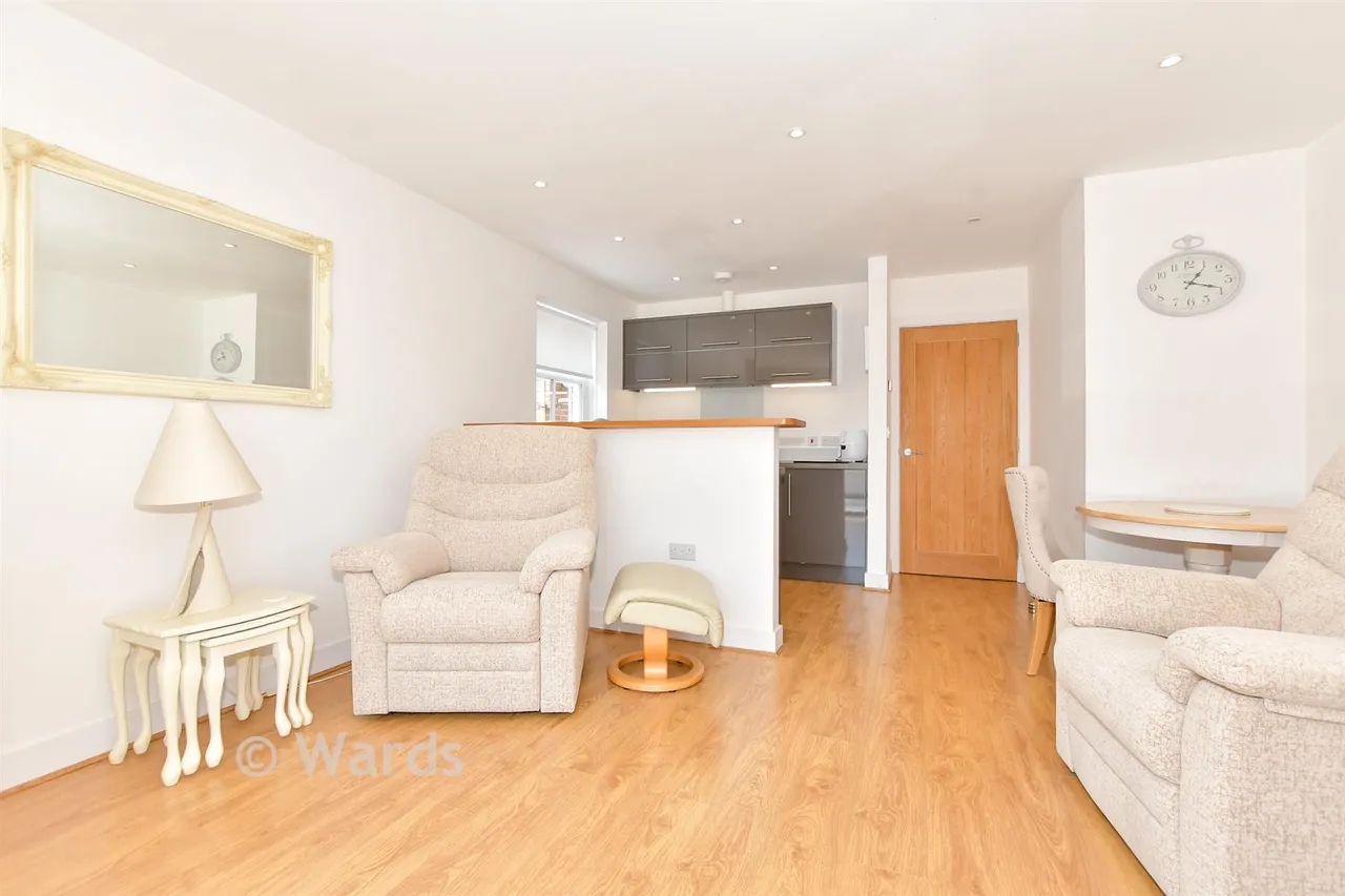 Chapel Street, Hythe, CT21, photo 4