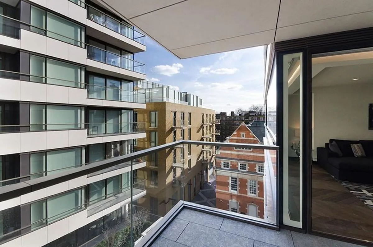 Earls Way, One Tower Bridge, SE1, photo 5
