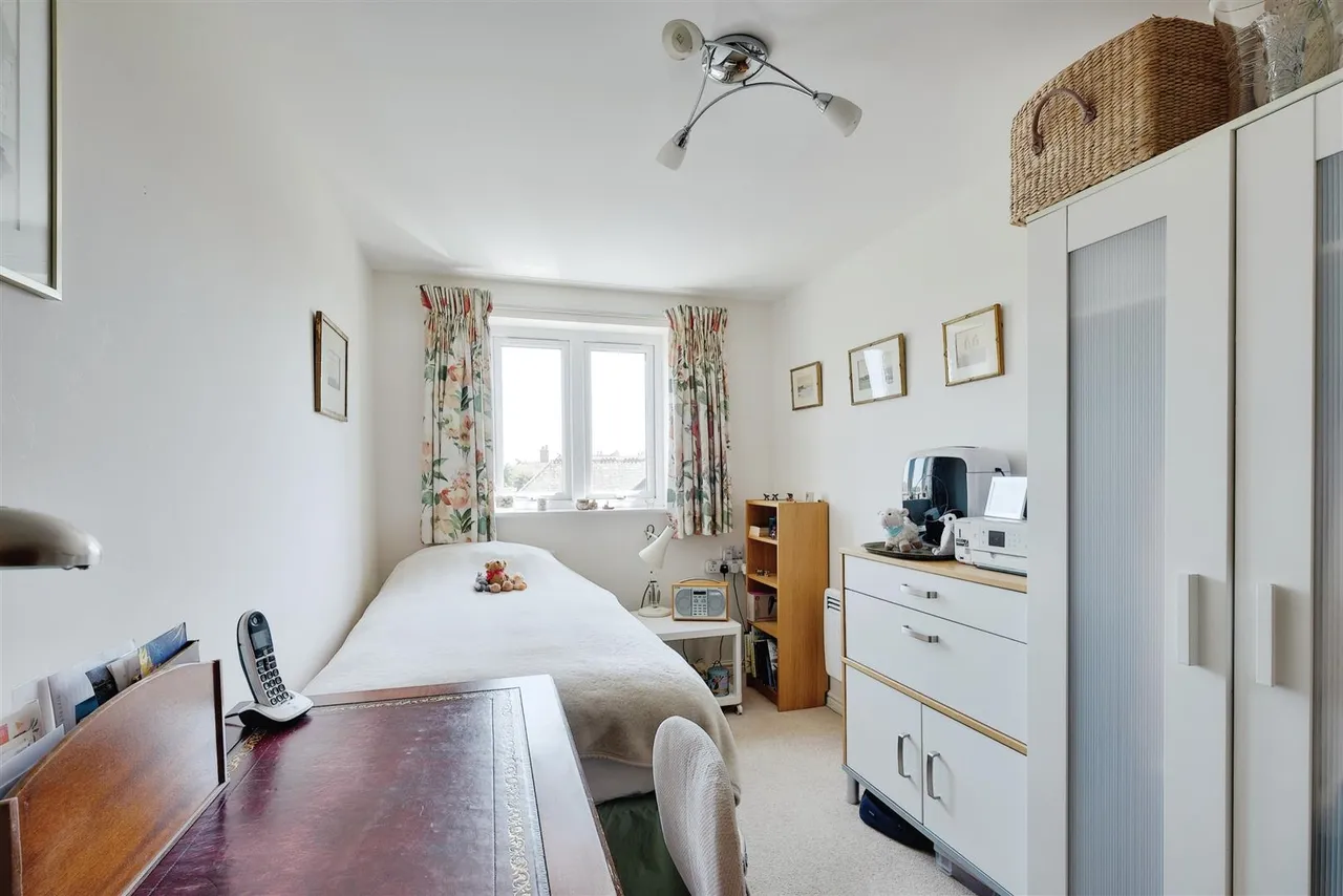 Avenue Road, Lymington, SO41, photo 12