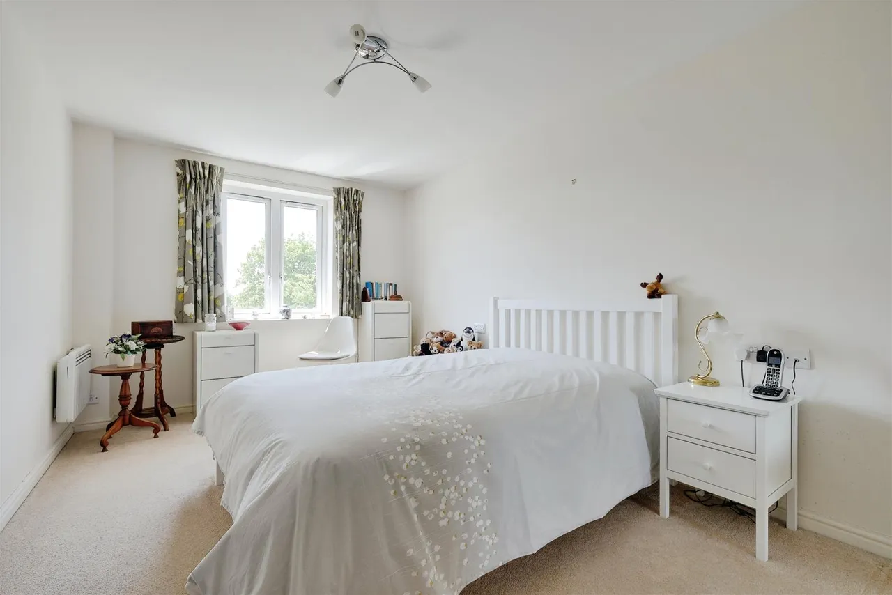 Avenue Road, Lymington, SO41, photo 8