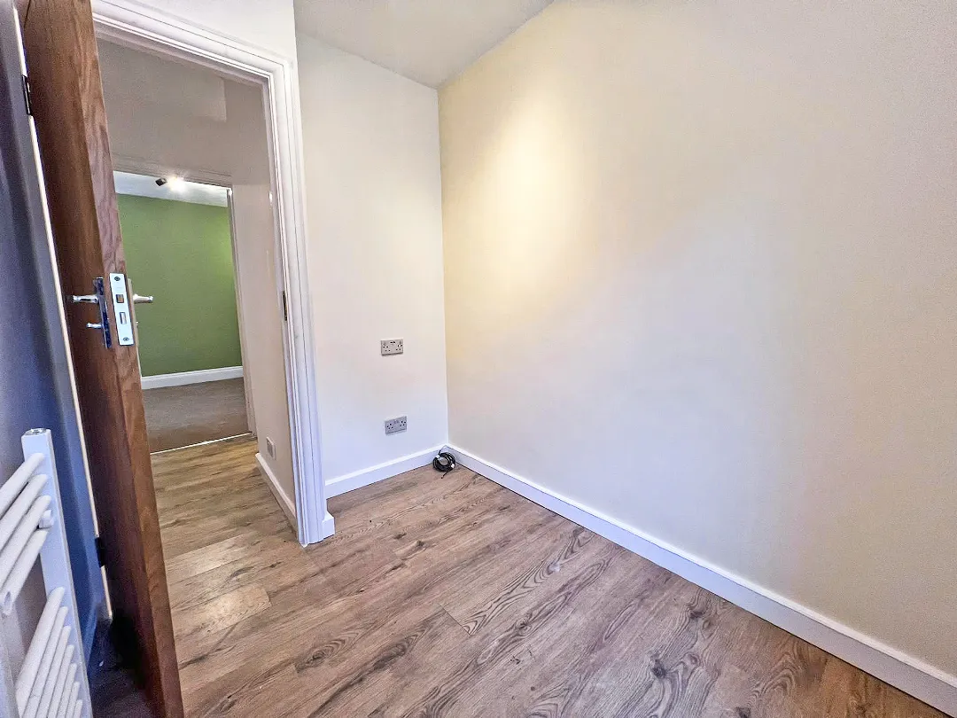 Southampton Street, Farnborough, GU14 6AU, photo 7