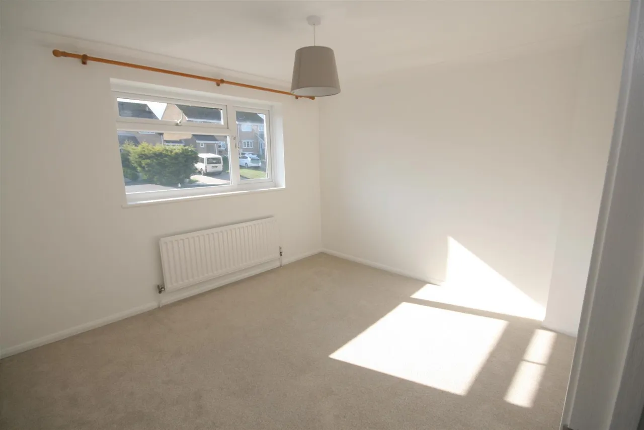 Glynn Rise, Peacehaven, photo 10