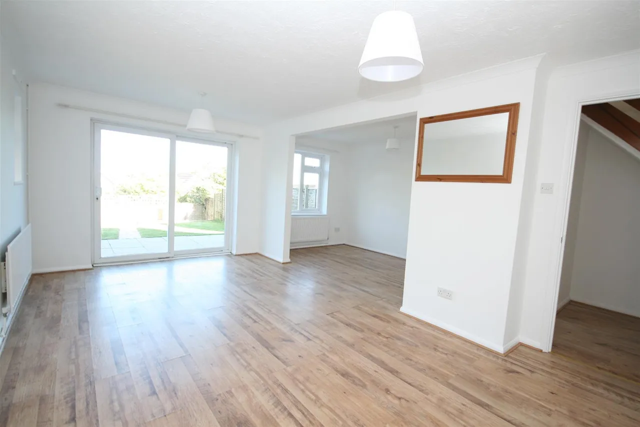 Glynn Rise, Peacehaven, photo 3