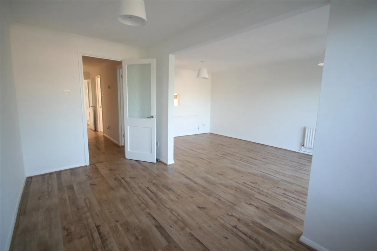 Glynn Rise, Peacehaven, photo 12