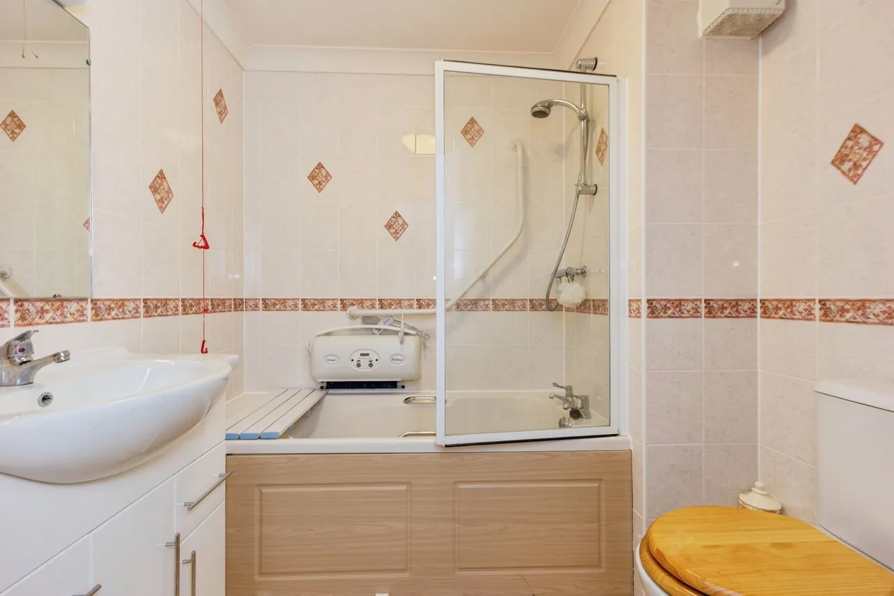 Peter Street, Hazel Grove, Stockport, Greater Manchester, SK7, photo 10
