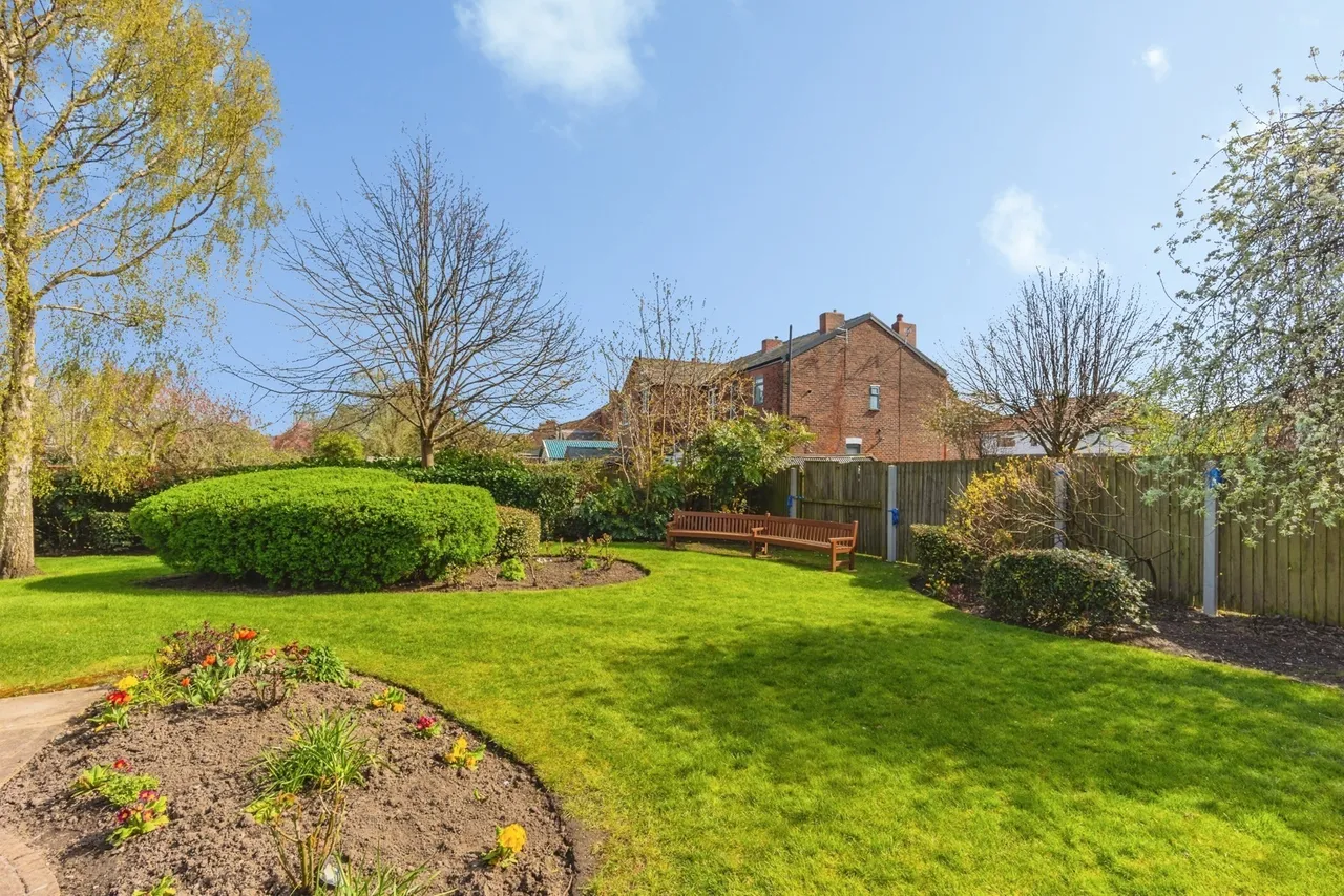 Peter Street, Hazel Grove, Stockport, Greater Manchester, SK7, photo 6