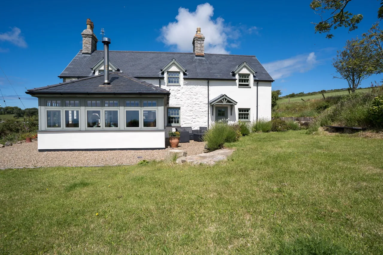 Cae Ganol, Llaniestyn, Pwllheli, Gwynedd, LL53 8PS, photo 7