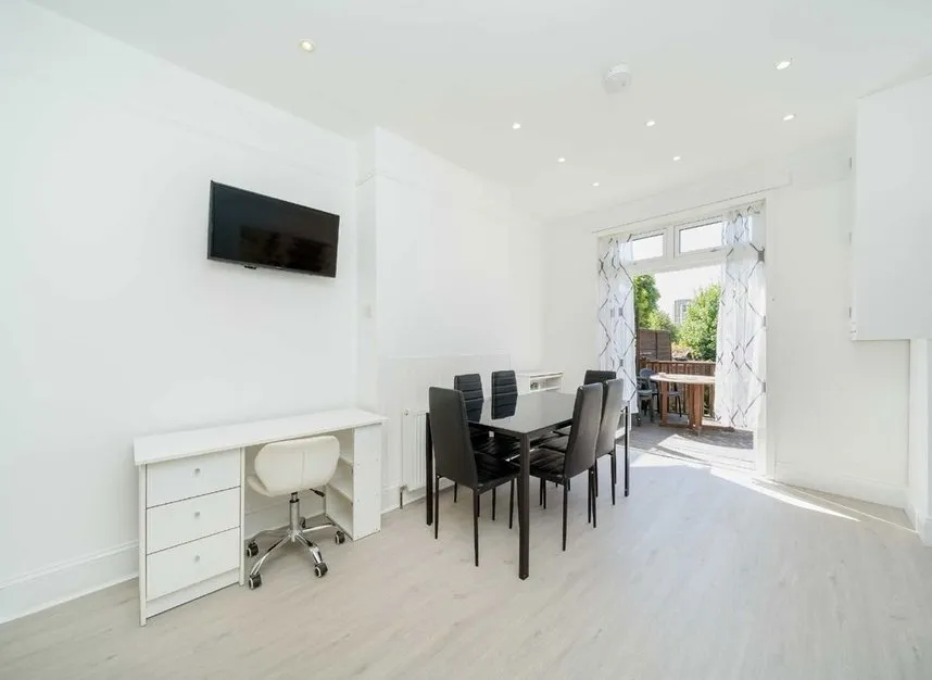 Dartmouth Road, Hendon, NW4, photo 3