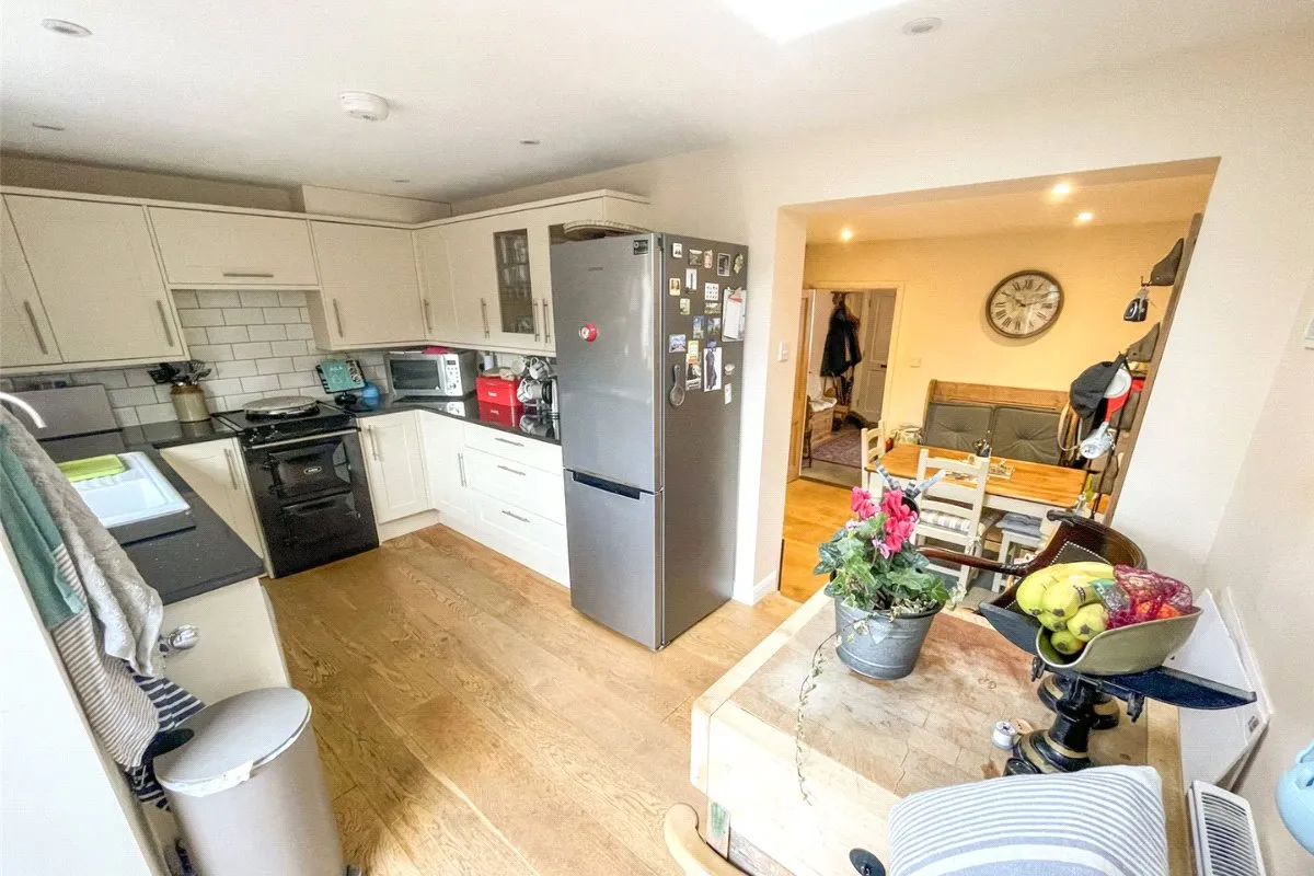 Cricket Green, Hartley Wintney, Hook, Hampshire, RG27 8PZ, photo 5