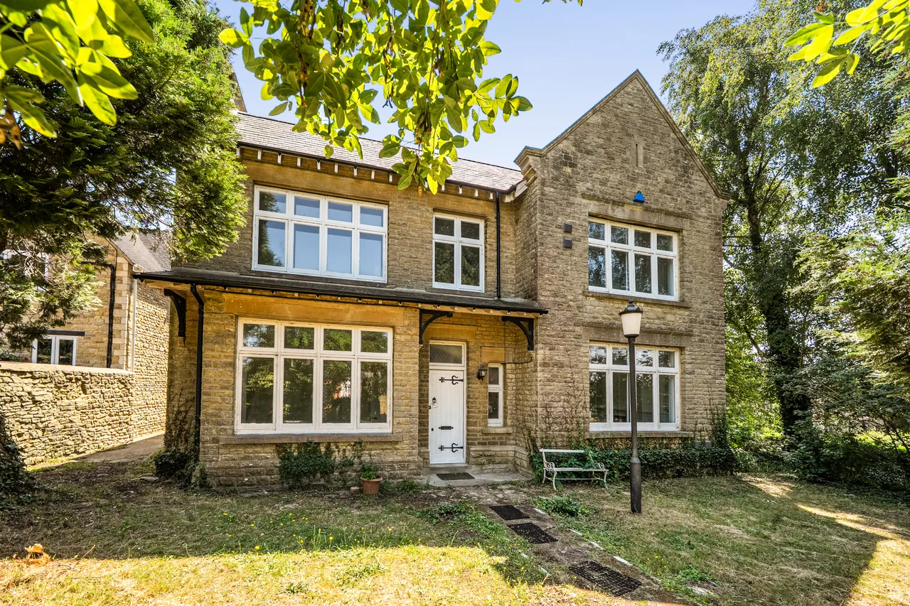 4 bed house for sale — The Green, Upper Heyford, OX25