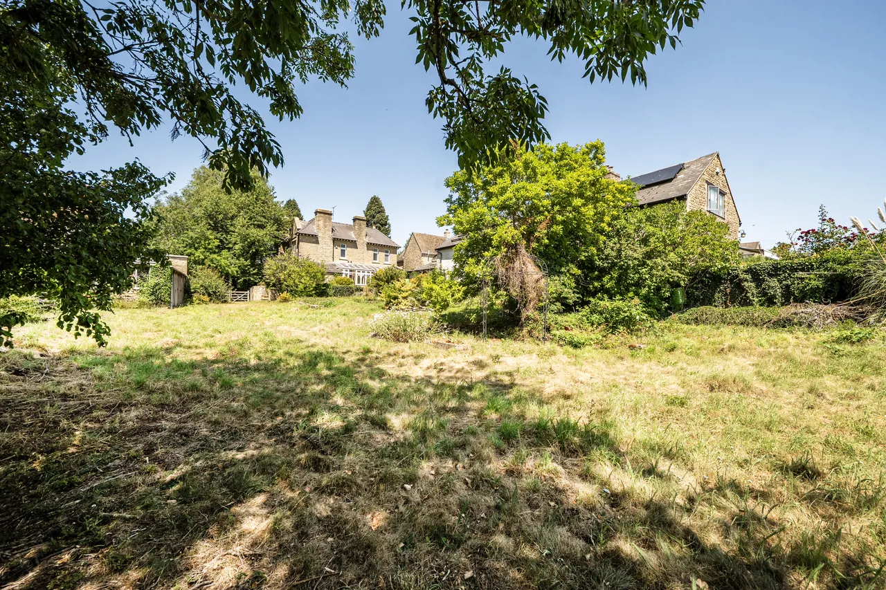 The Green, Upper Heyford, OX25, photo 8