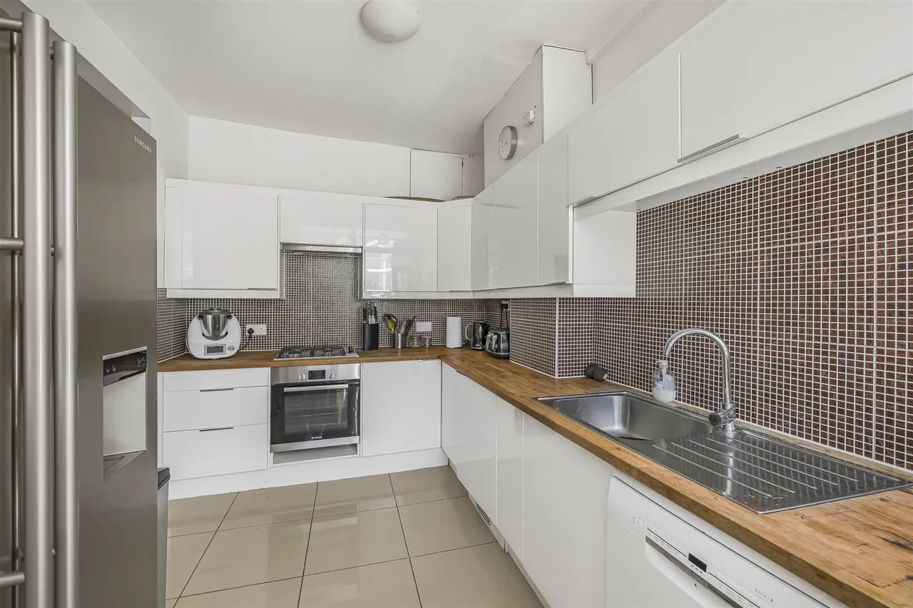 Observatory Road, East Sheen, SW14, photo 10