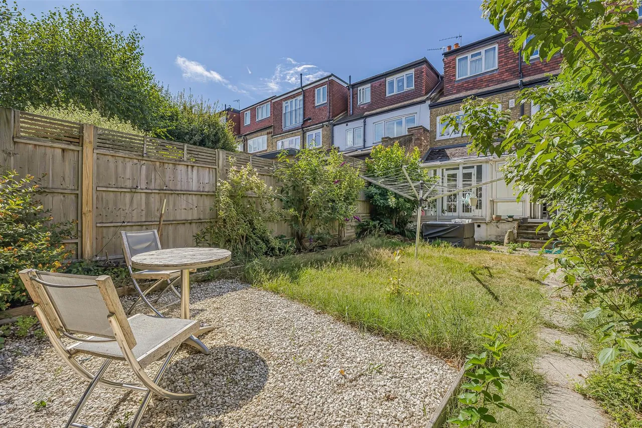 Observatory Road, East Sheen, SW14, photo 2