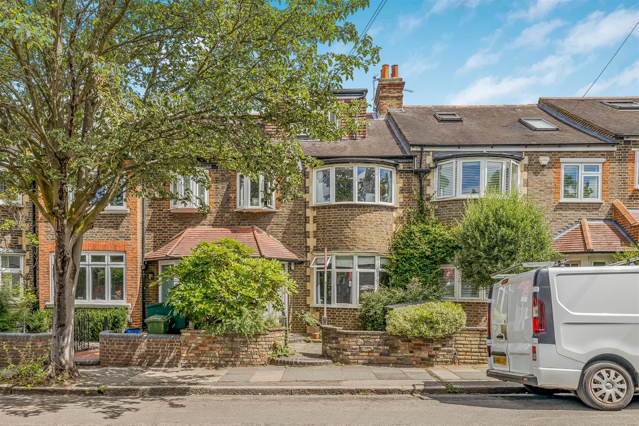 Observatory Road, East Sheen, SW14, photo 5