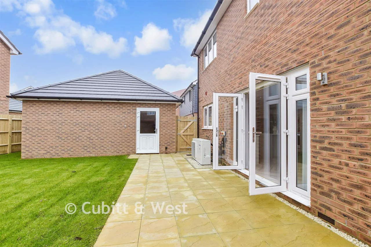 Wittering Place, West Wittering, PO20, photo 6
