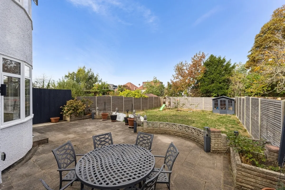 Dobree Avenue, London, NW10, photo 14
