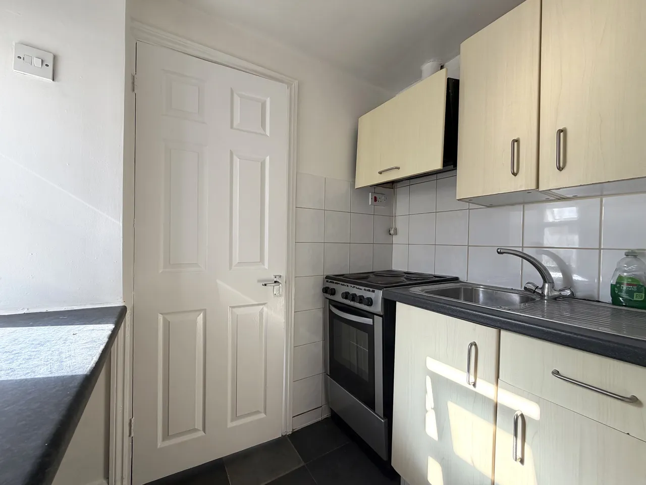 Whitehawk Road, Brighton, BN2, photo 10