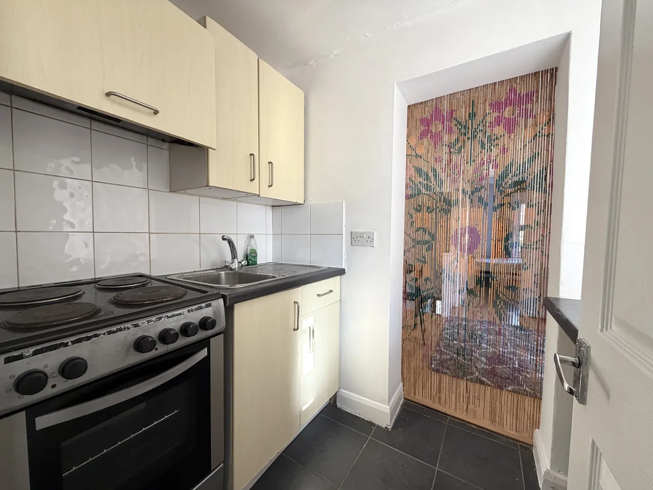 Whitehawk Road, Brighton, BN2, photo 9