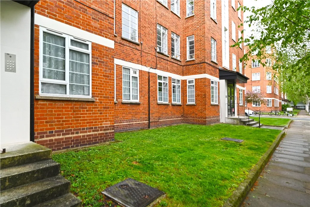 Mackennal Street, London, NW8, photo 31