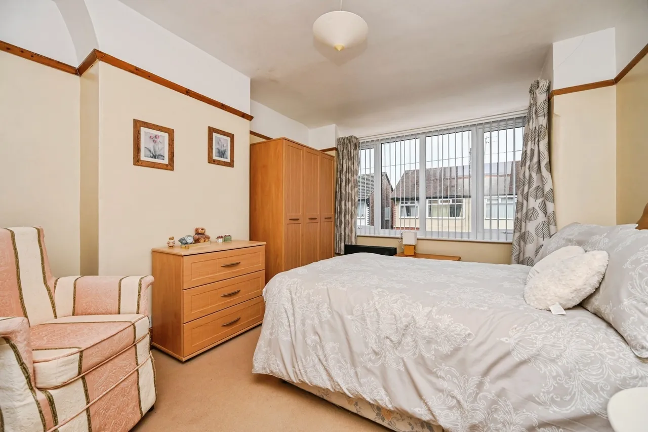 Staley Avenue, Crosby, L23, photo 15