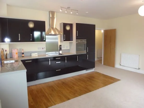 Manor House Court Golden Manor, Hanwell, London, W7 3EG, photo 4