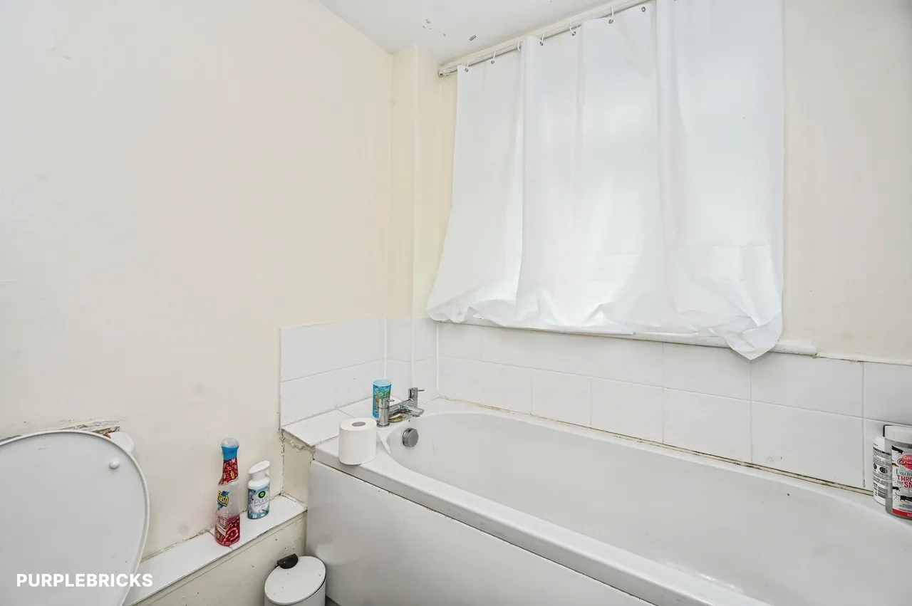 Hornby Crescent, St. Helens, WA9, photo 17