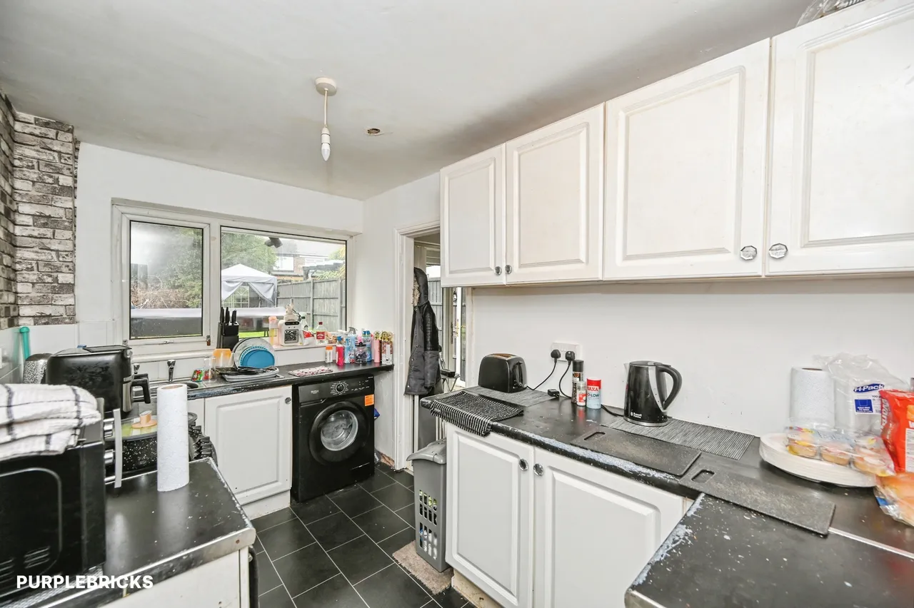 Hornby Crescent, St. Helens, WA9, photo 6