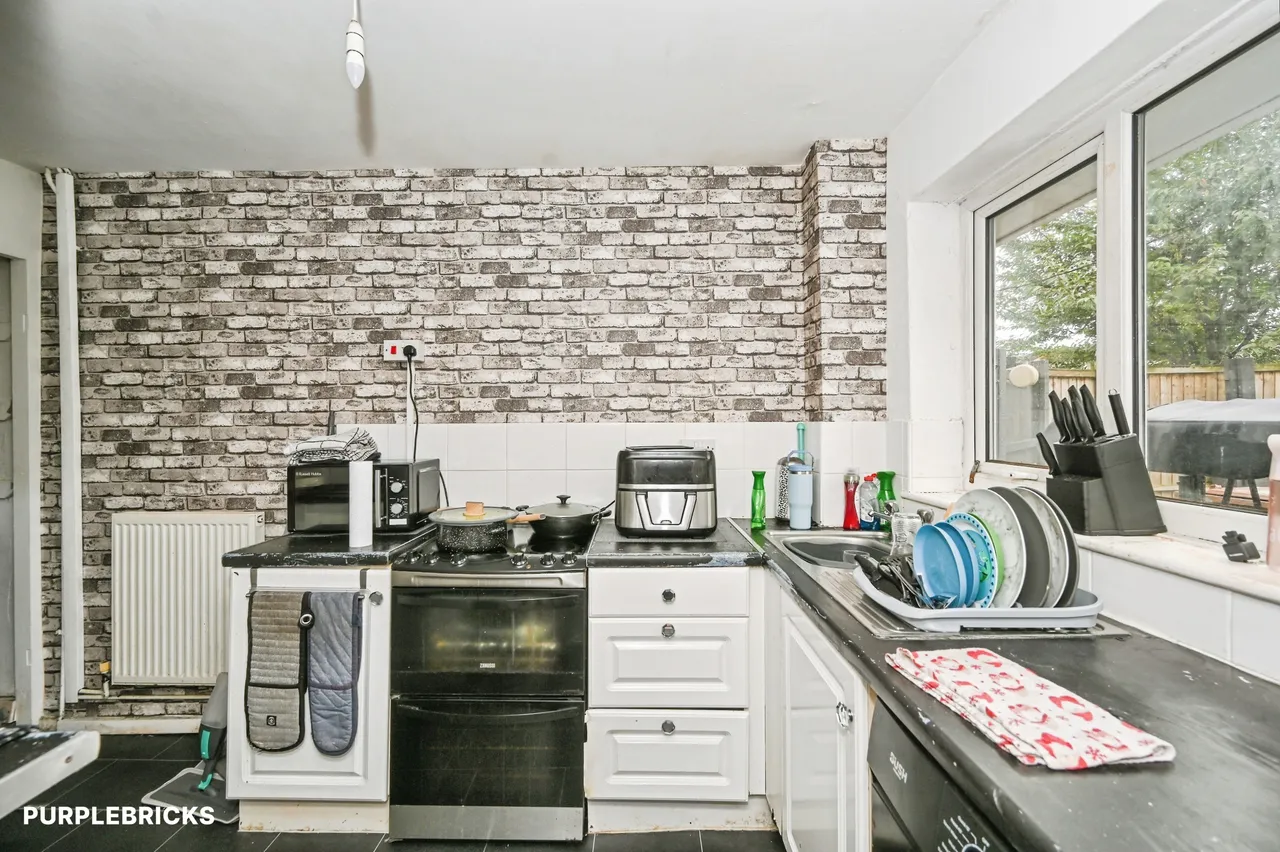 Hornby Crescent, St. Helens, WA9, photo 8