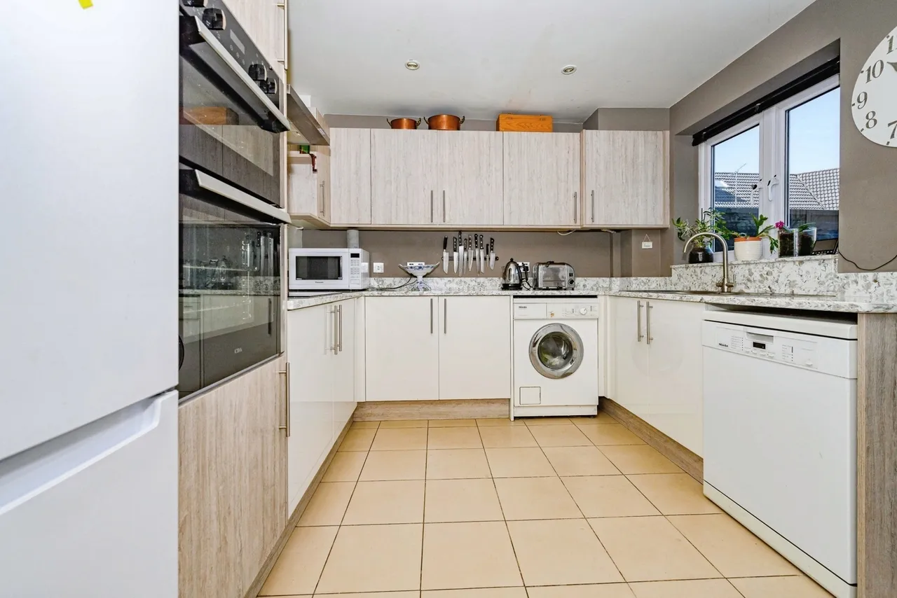 Morgan Close, Luton, LU4, photo 4