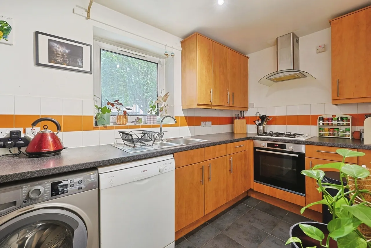 Great Chart Street, Battersea, London, SW11, photo 5