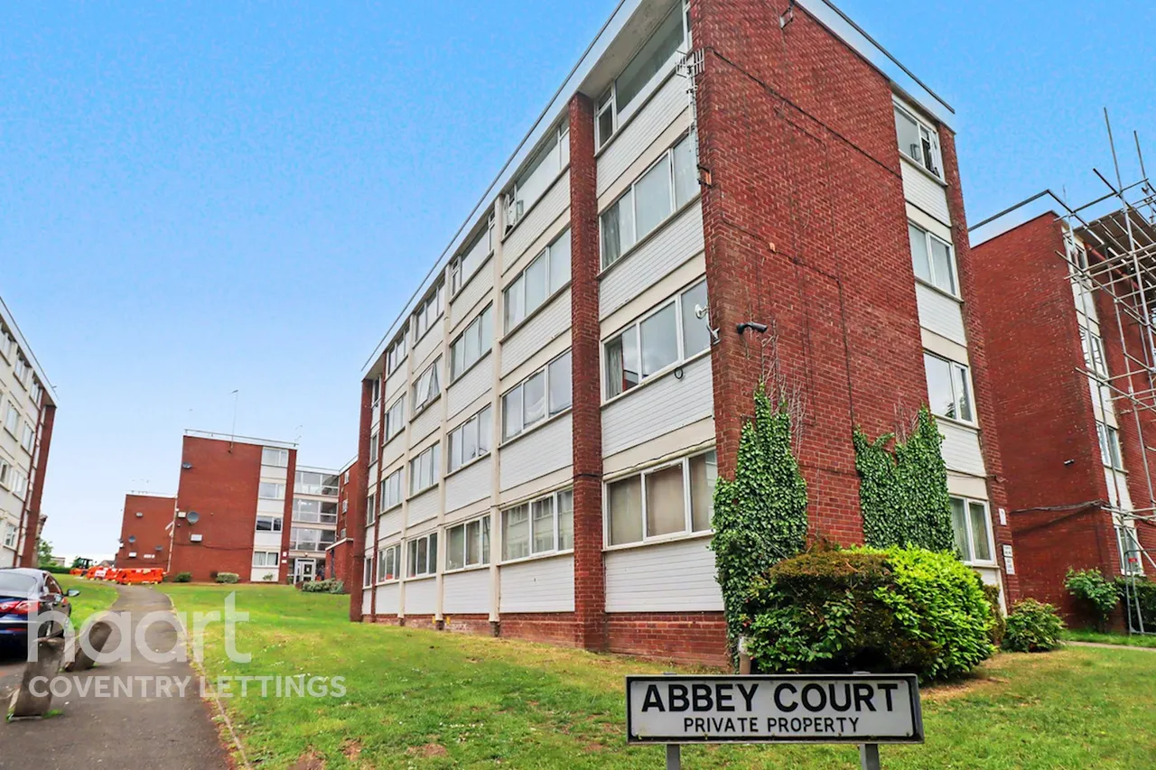 2 bed flat to rent, Abbey Court, CV3