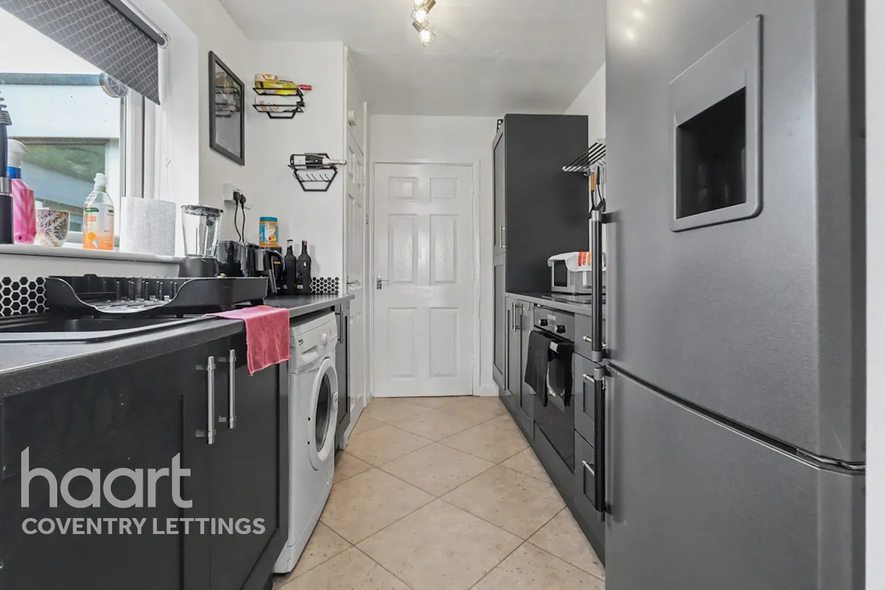 Abbey Court, CV3, photo 8