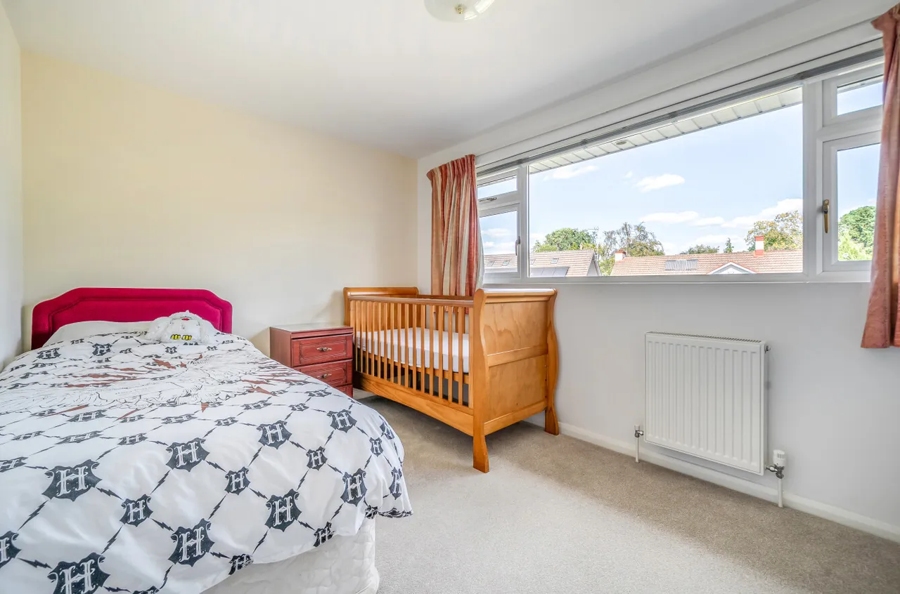 Le Marchant Road, Camberley, Surrey, GU15 1HZ, photo 17