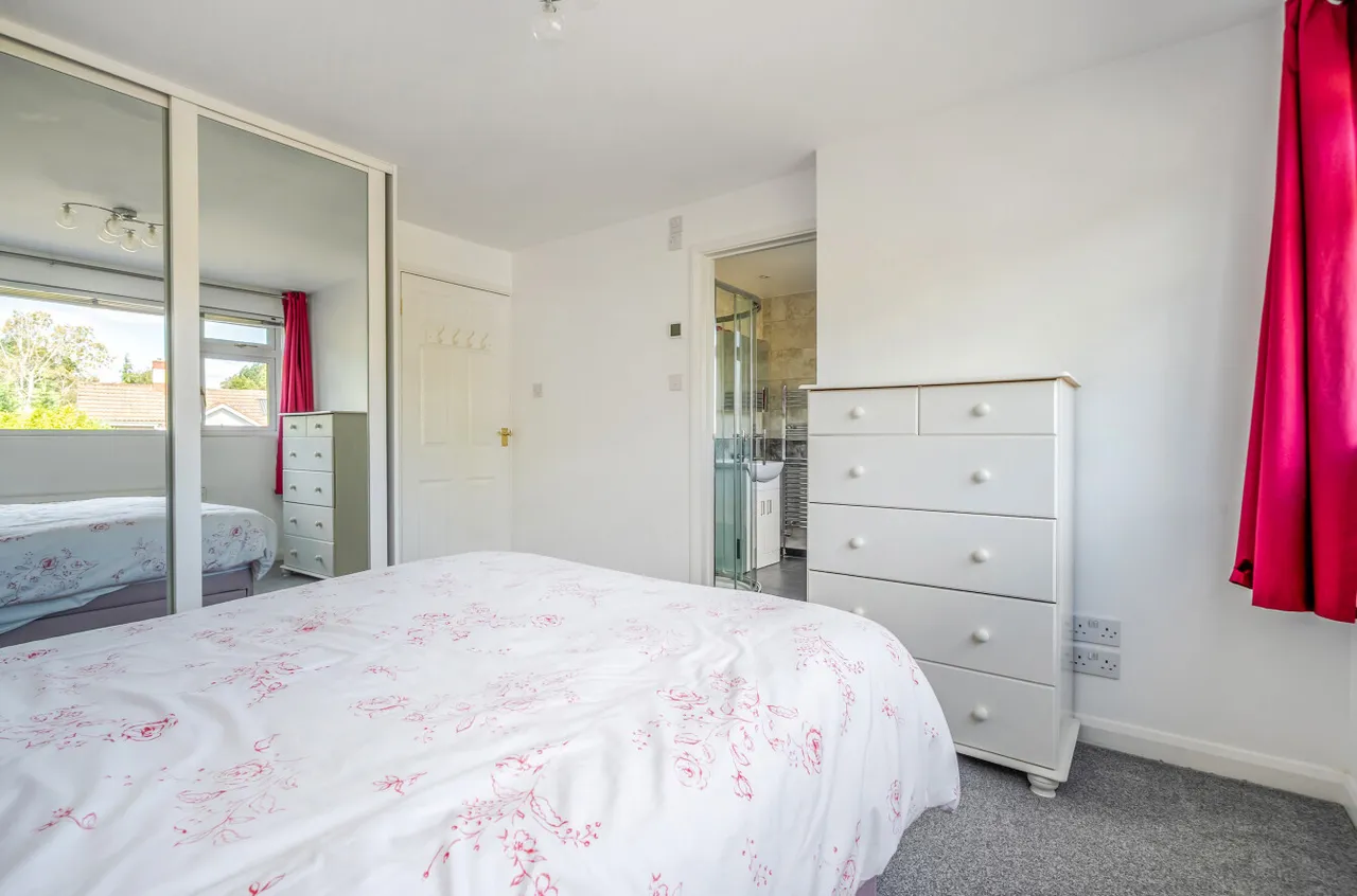 Le Marchant Road, Camberley, Surrey, GU15 1HZ, photo 16