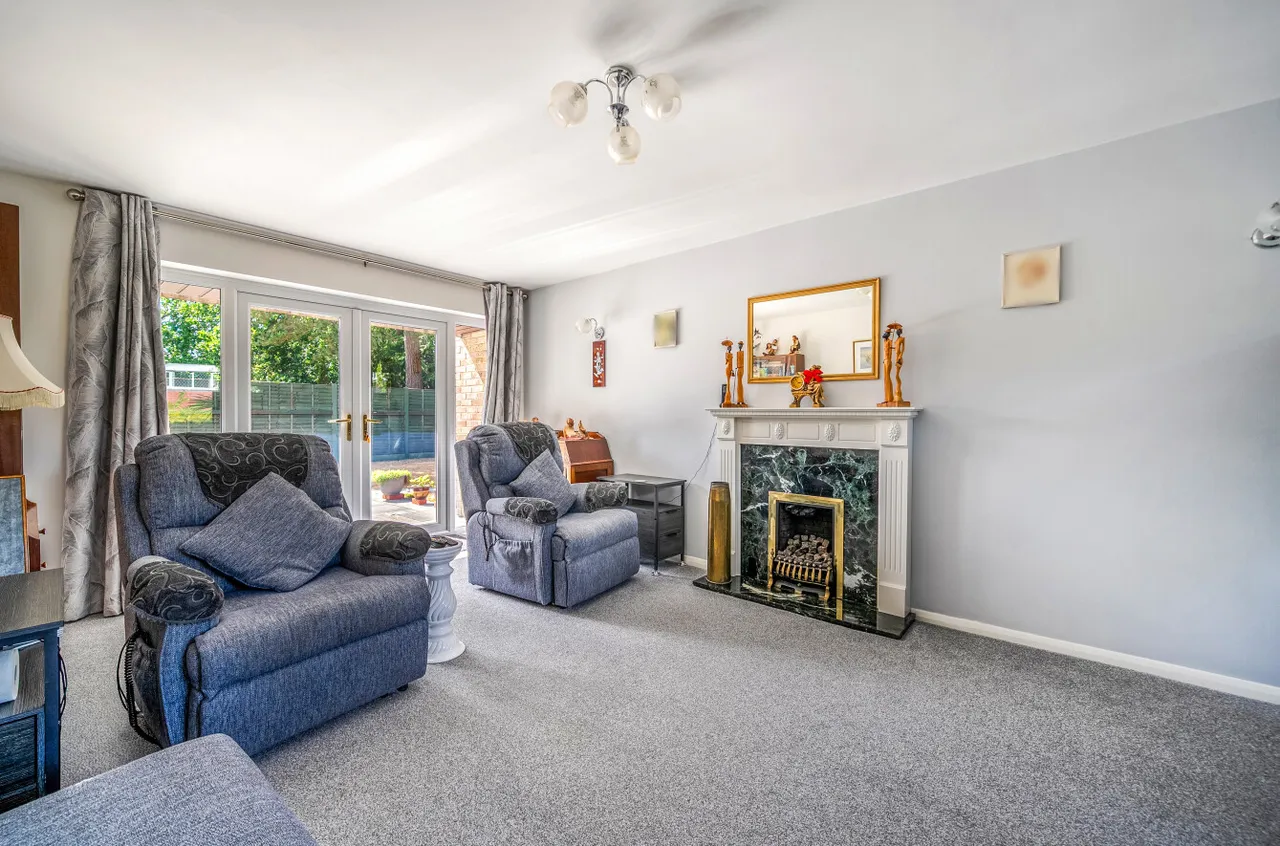 Le Marchant Road, Camberley, Surrey, GU15 1HZ, photo 8